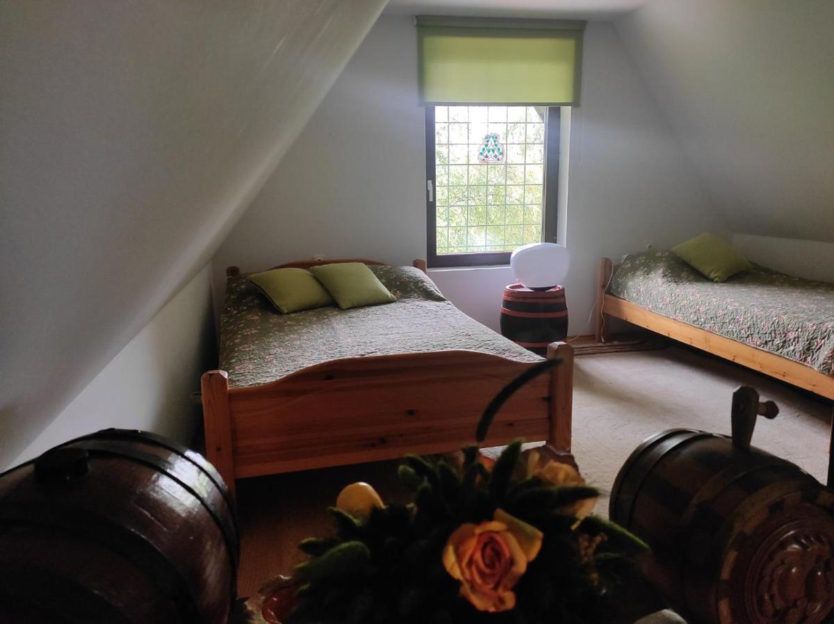 Green Paradise - Housity