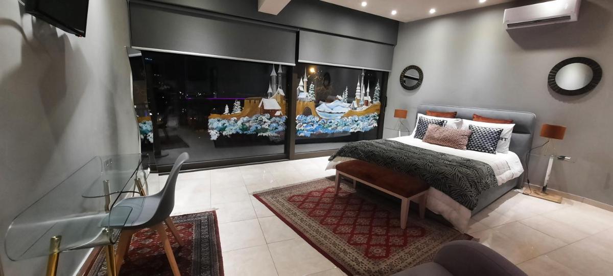 RIVER CITY Studio - Housity