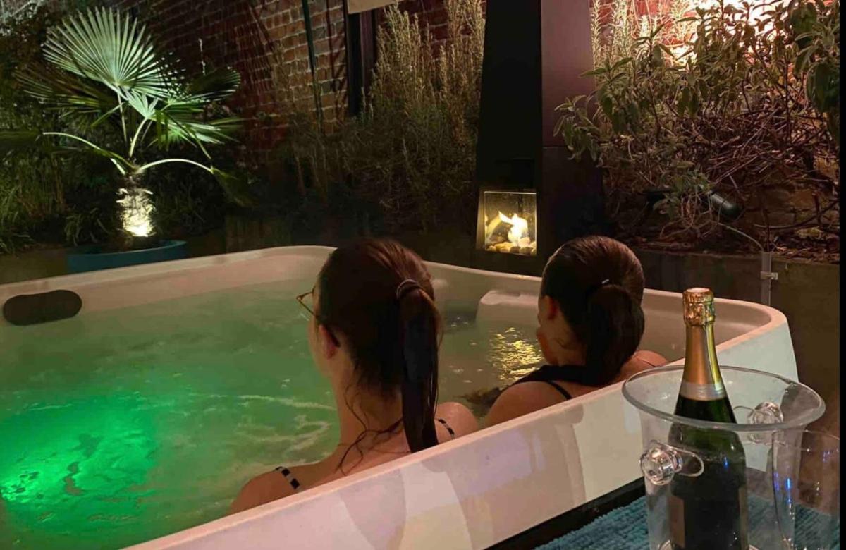 Le jacuzzi de Marie ll - Housity