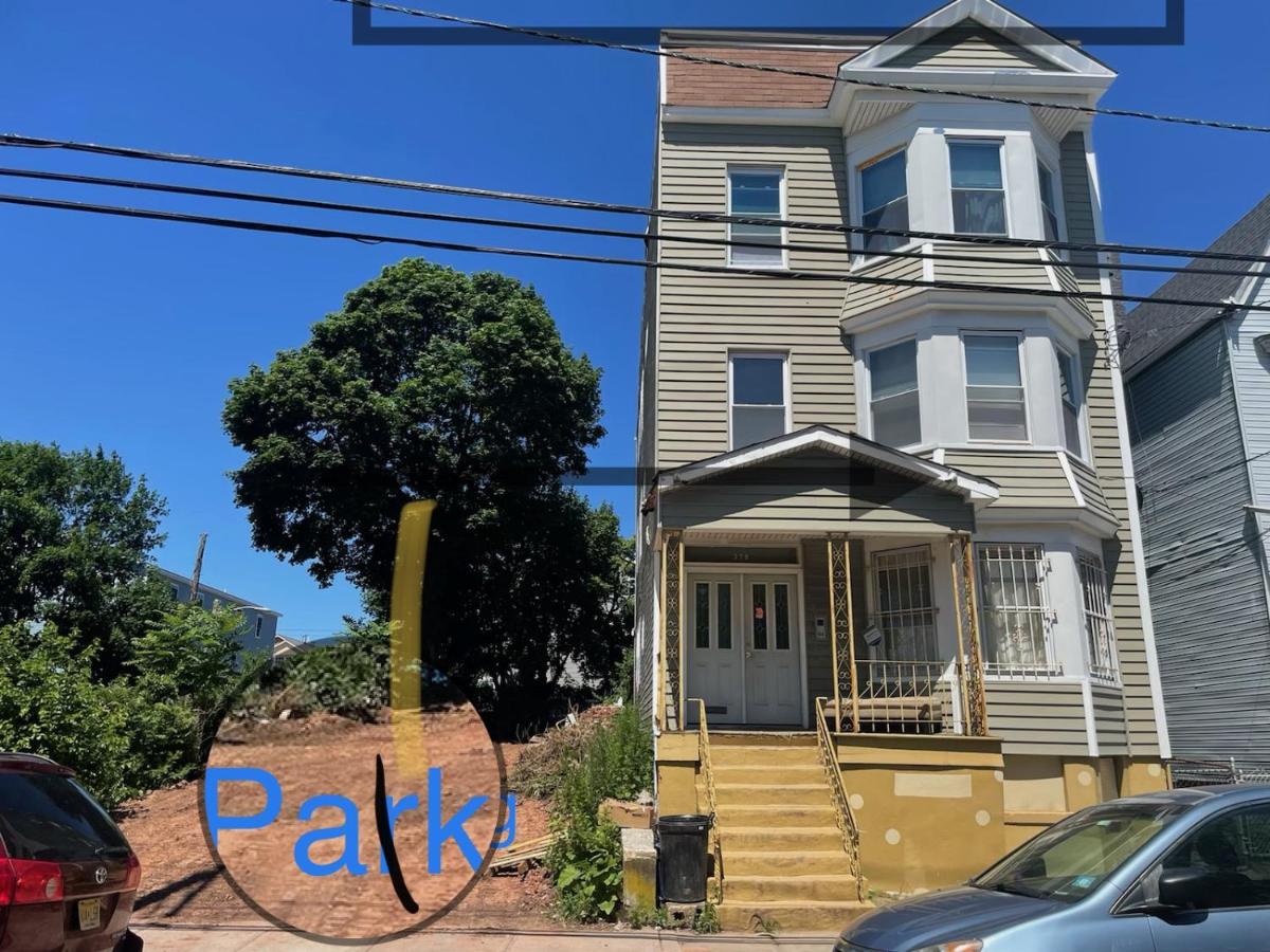 L 3 4 BED ROOMS NEWARK NJ 07103 - Housity