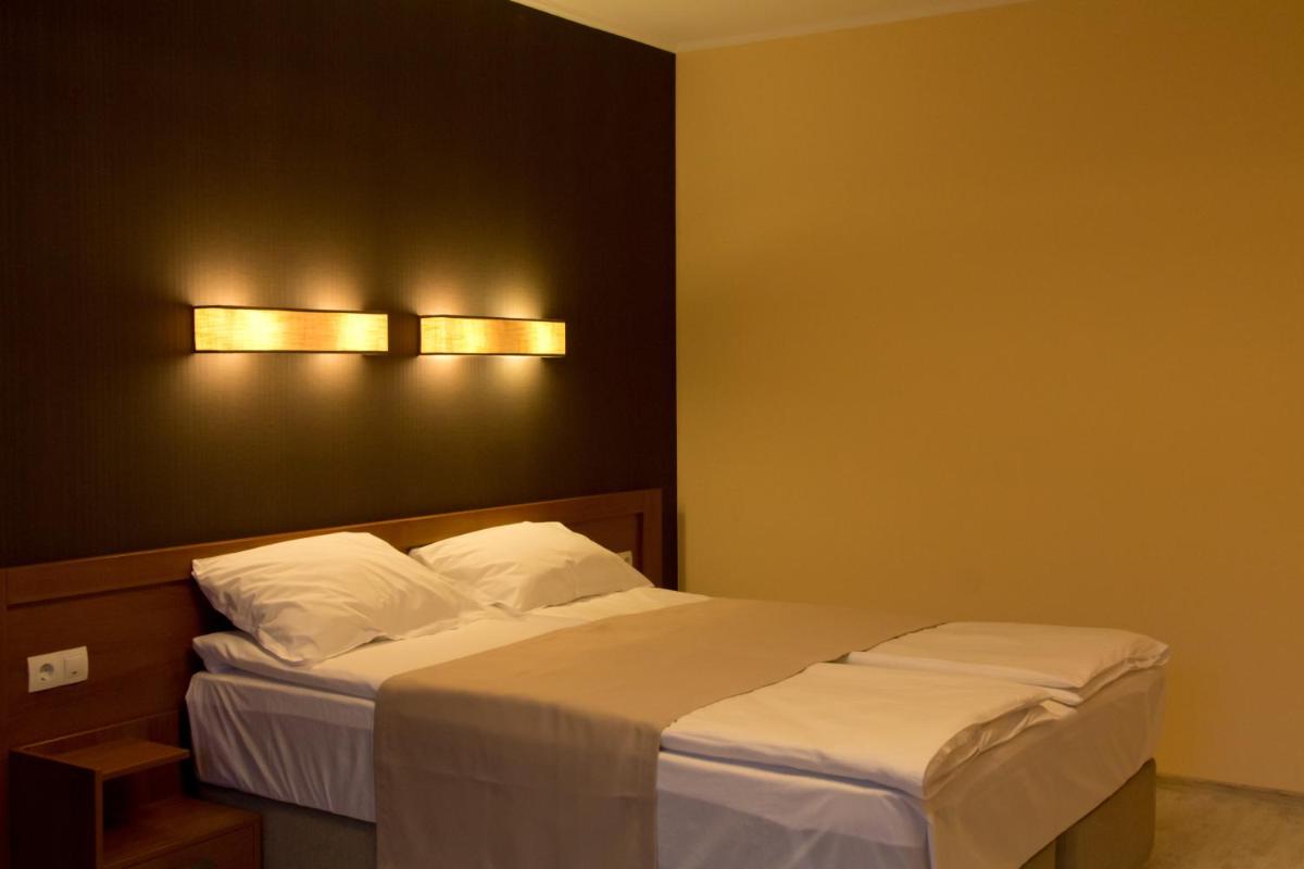 Brod lucky - Housity