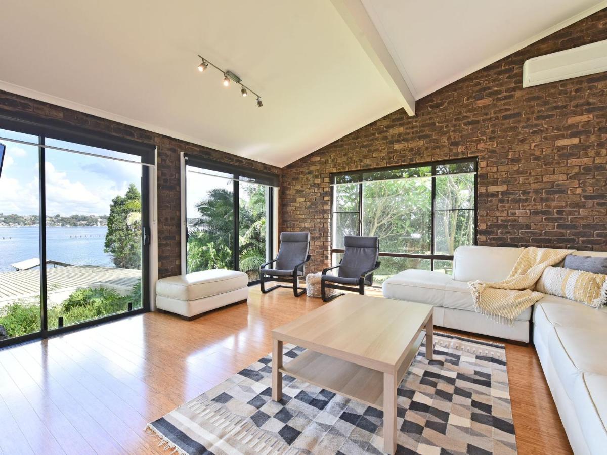 Catalina Bay Sunset Waterfront 4br Getaway - Housity