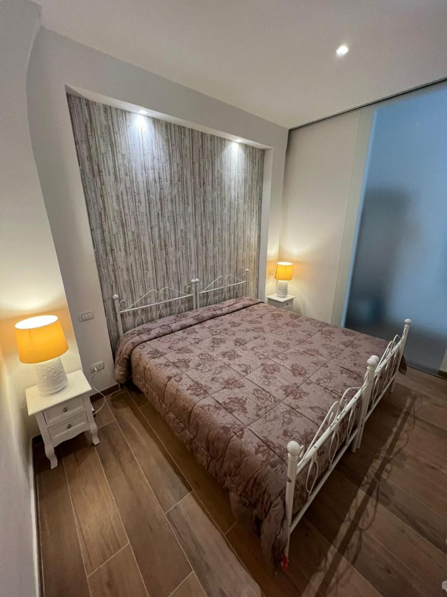 HOME CHLOE - Housity