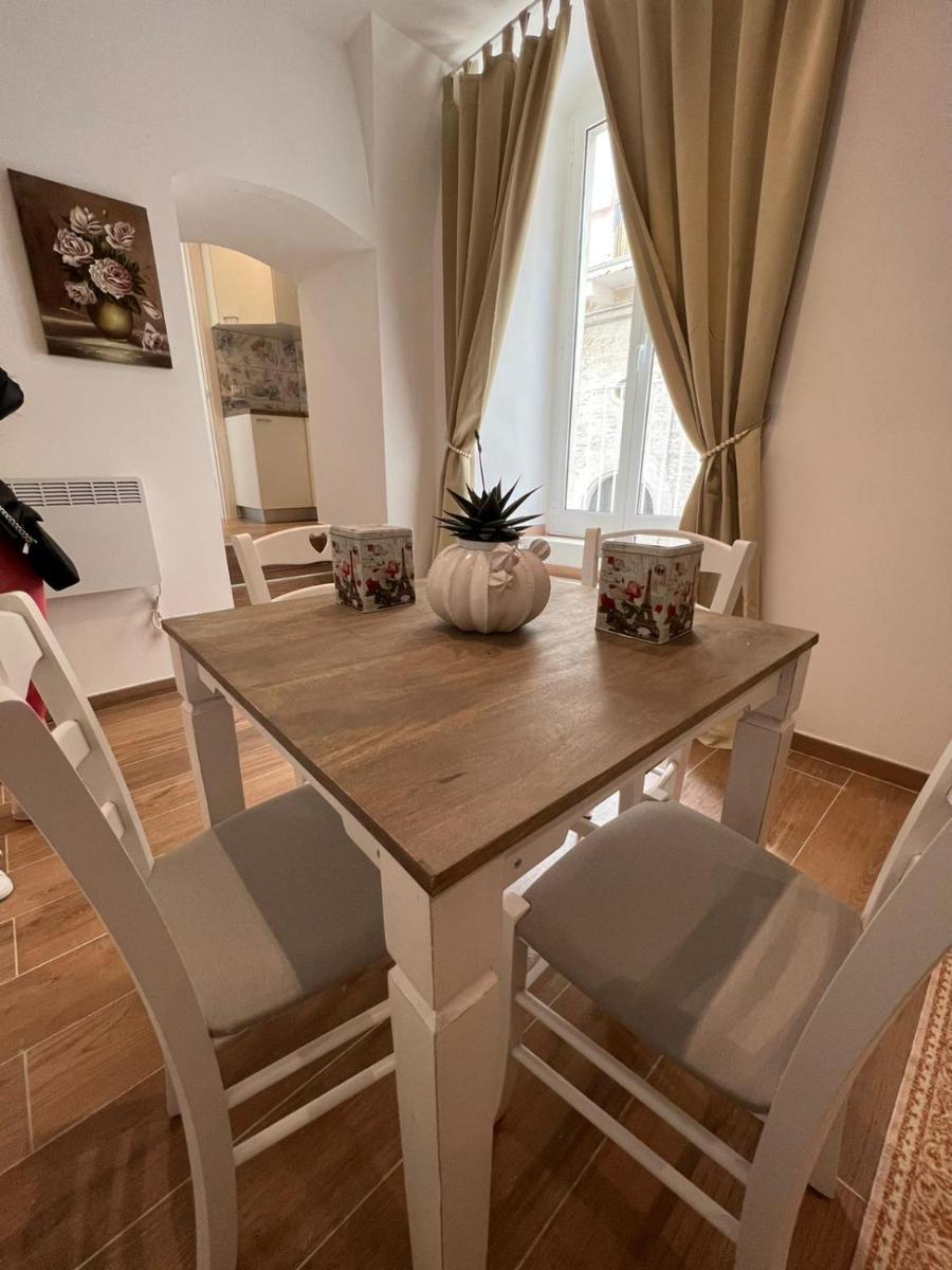 HOME CHLOE - Housity