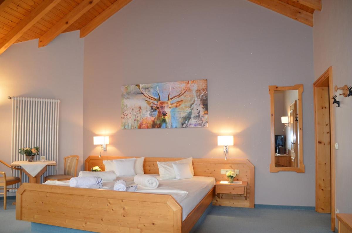 Hotel-Pension Breig Garni - Housity