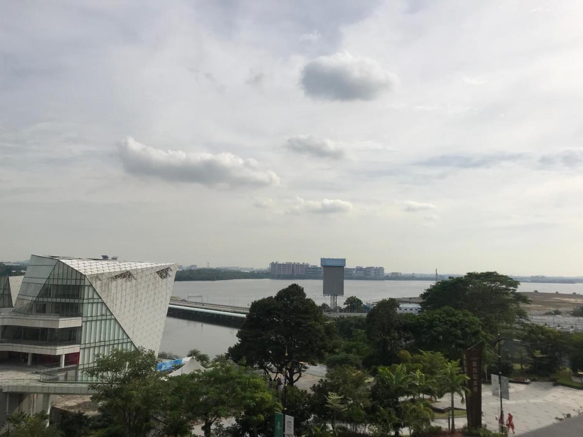 Suitetrails - R&F Princess Cove JB Town Homestay 3 Bed 2 Bath