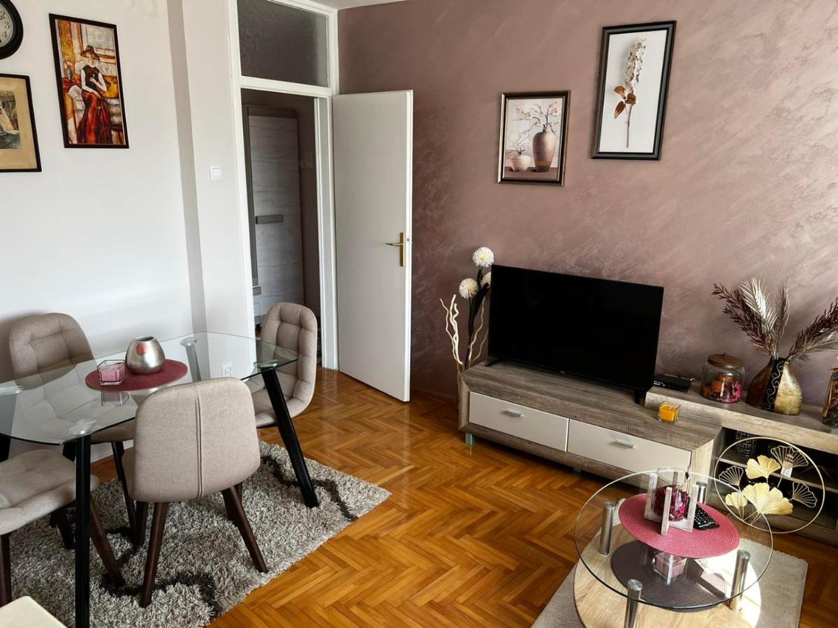 Apartman AS - Housity