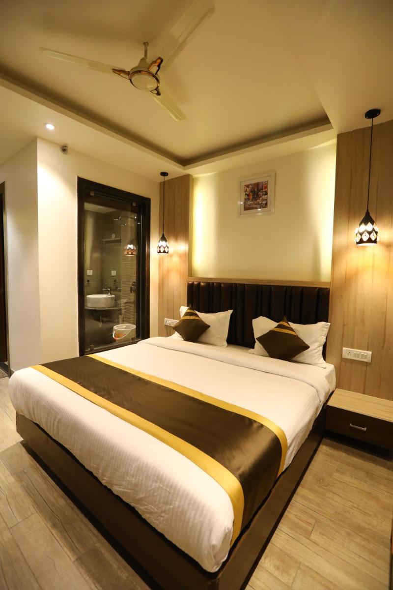 Hotel D SilverLeaf - Housity