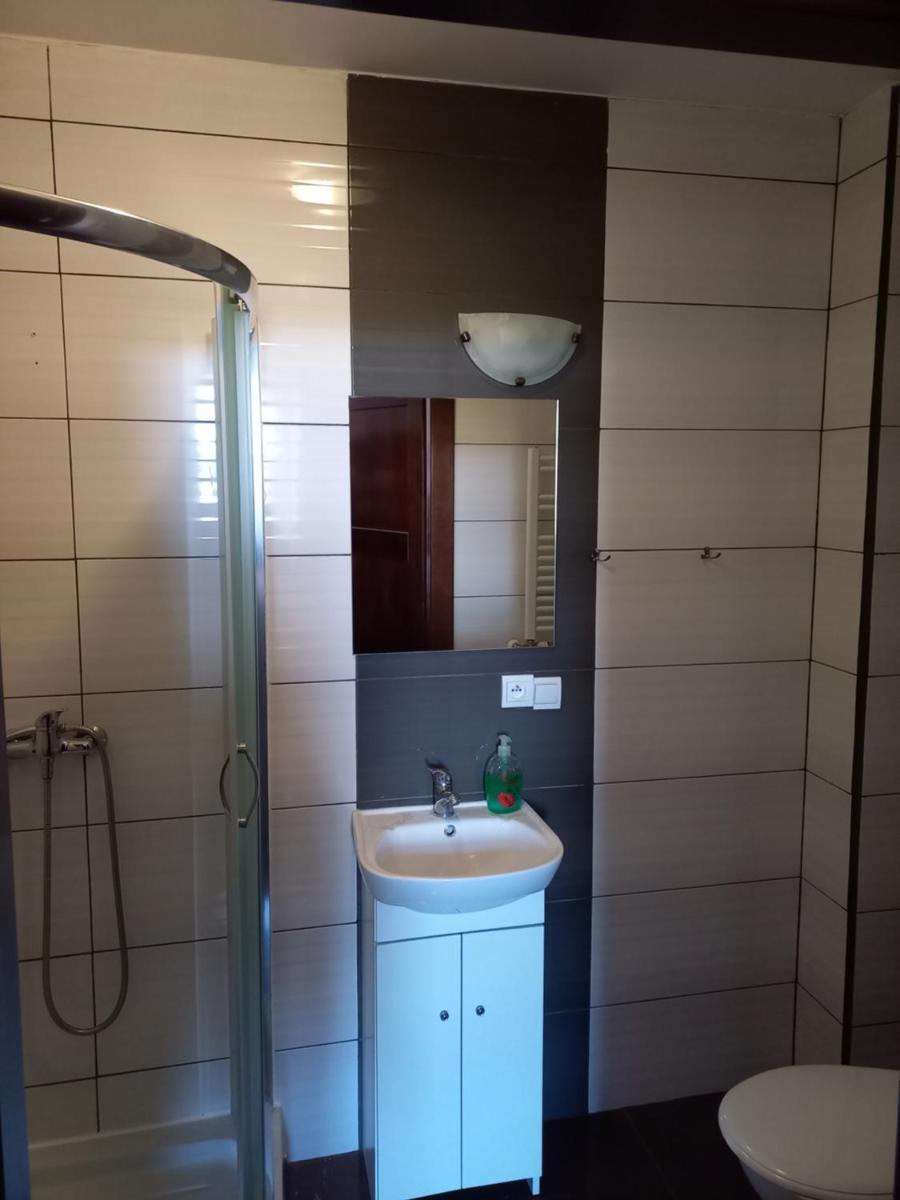 Hotel RÓŻA - Housity