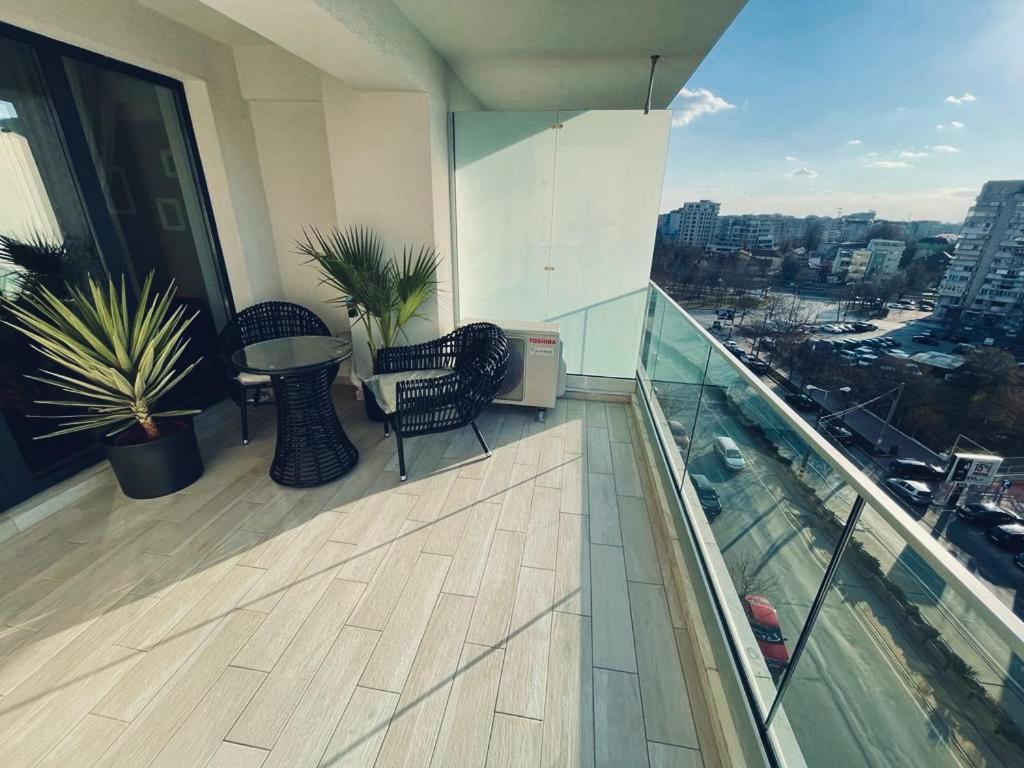 Suitetrails - Iconic LOFT Bucharest - Private parking, Netflix