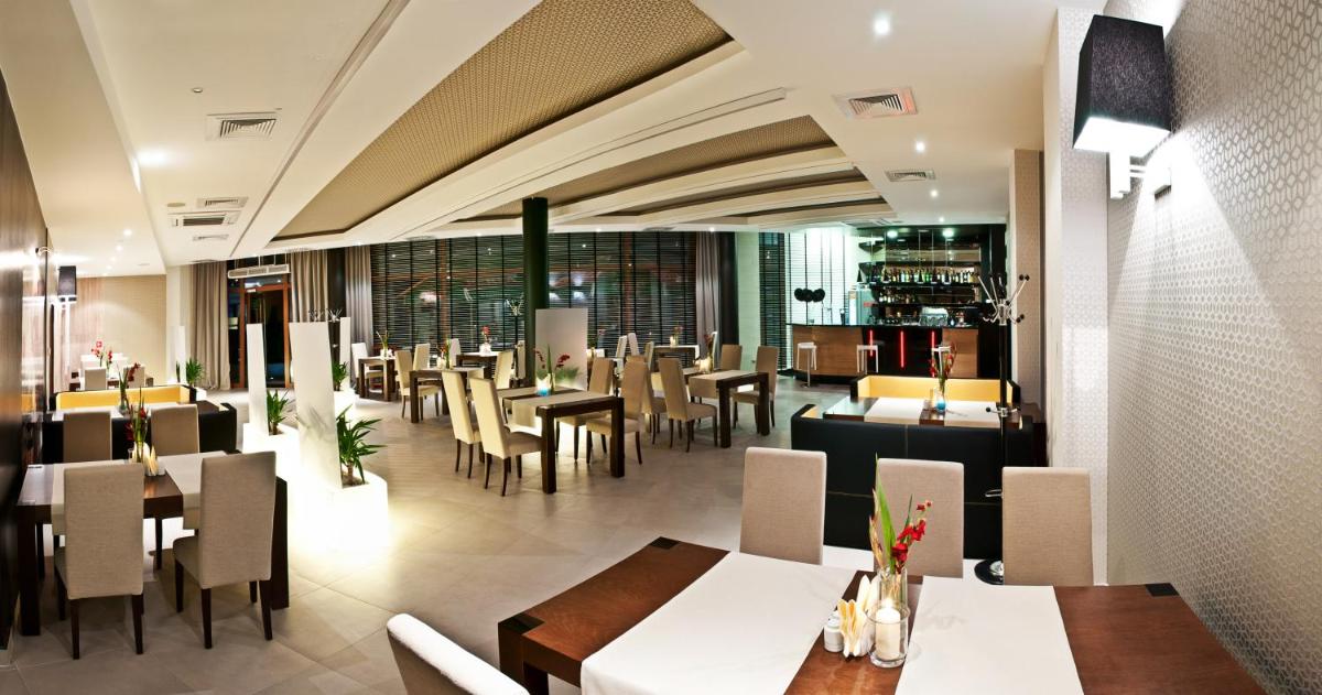 Hotel Piano - Hizvo
