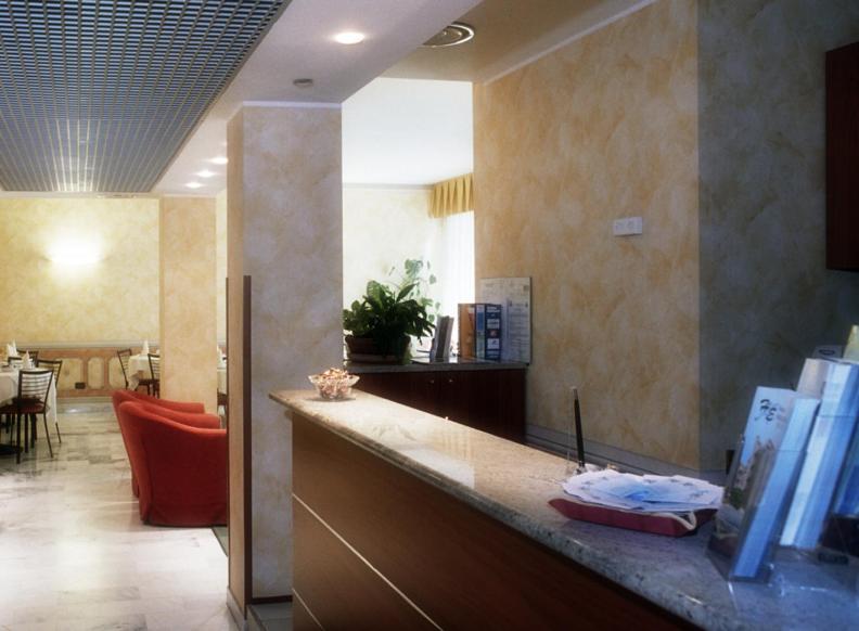 Hotel Engadina - Hizvo