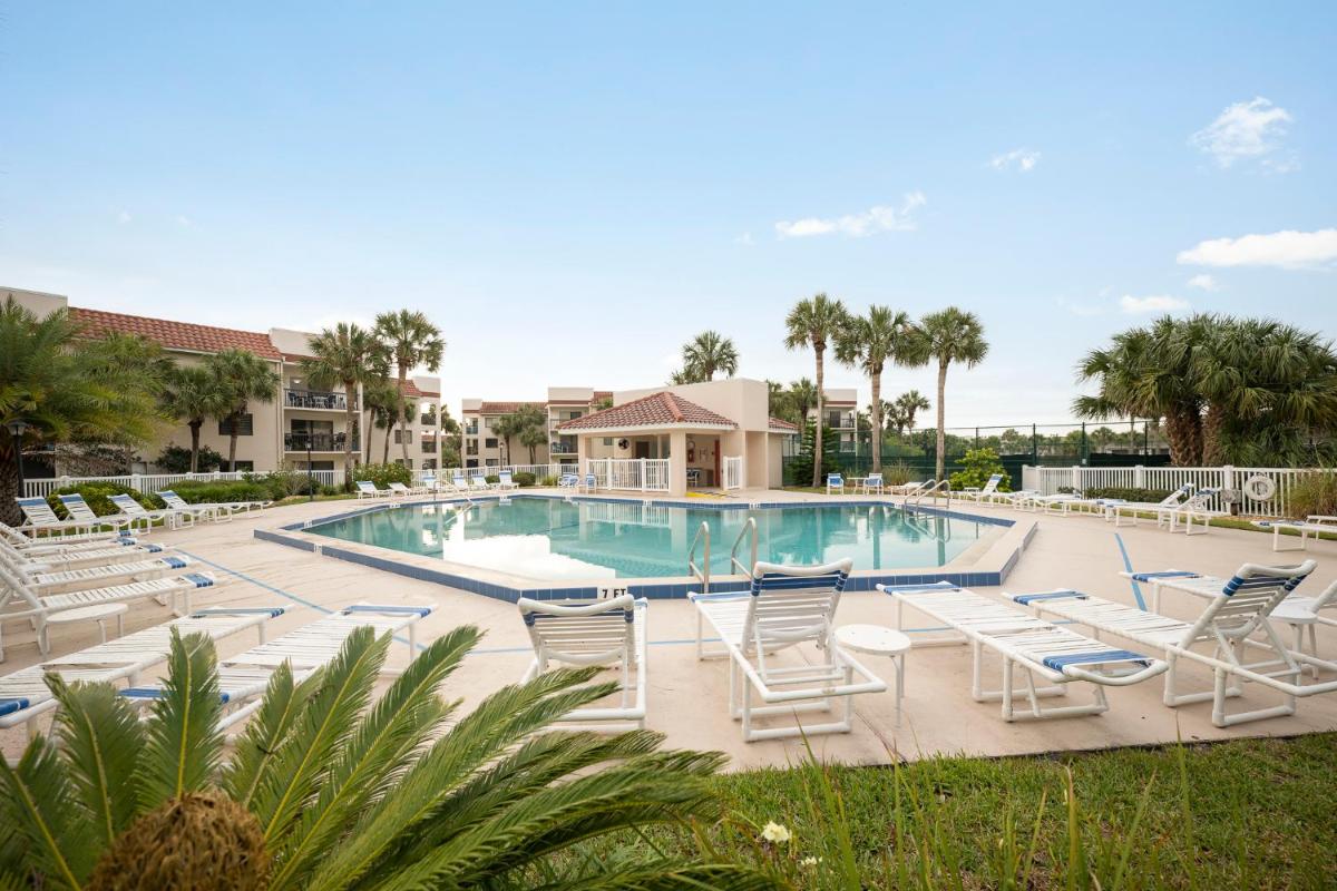 - Ocean Village Club E17 - Housity