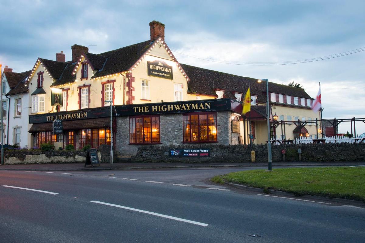The Highwayman Inn - Housity