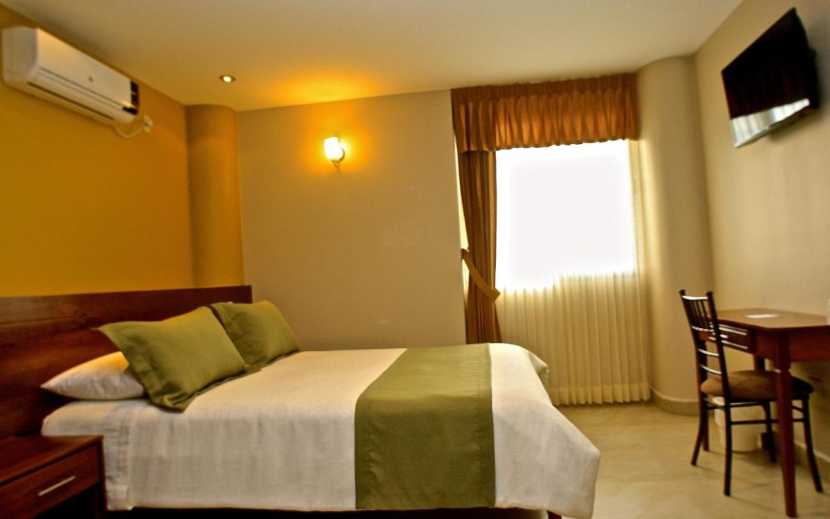 Hotel Puerto Banana - Housity