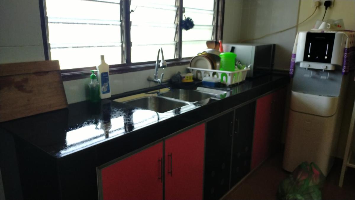 Ulya Homestay 2 - Housity