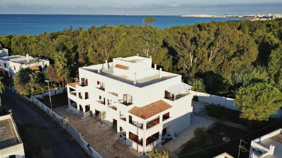 Beach Houses Baia Verde - Housity