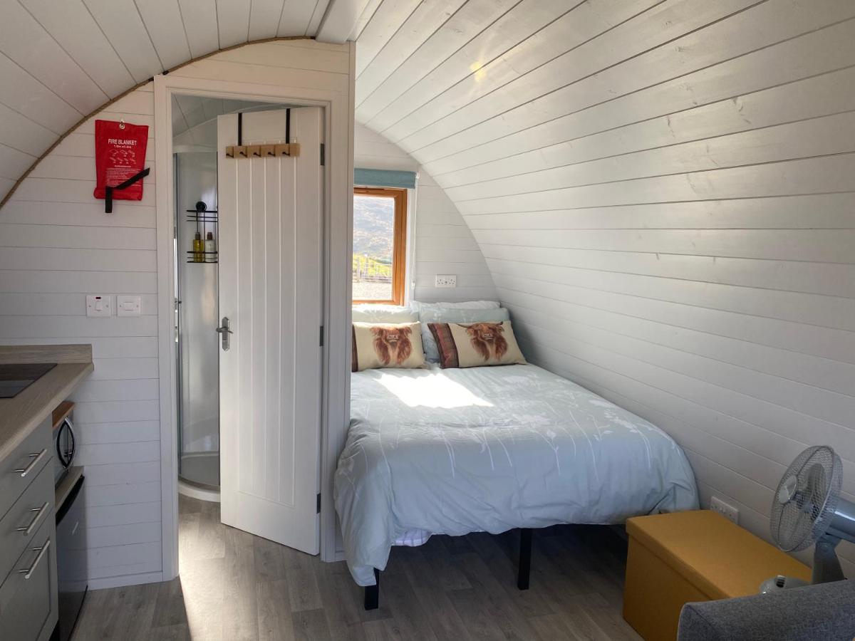 Duirinish Pods with Private Hot Tubs and Duirinish Bothy with No Hot Tub - Housity
