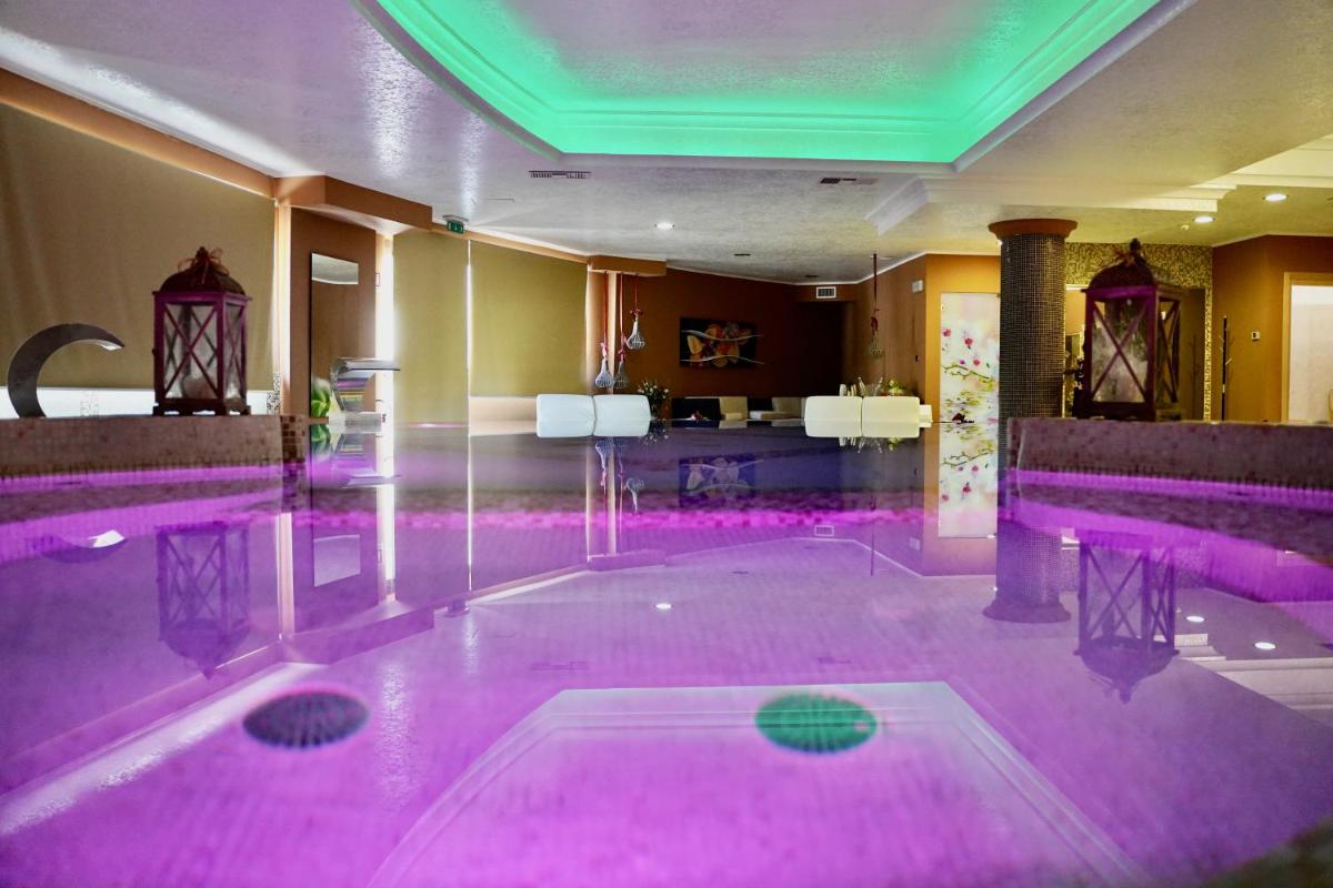Hotel Roscianum Welness SPA - Housity