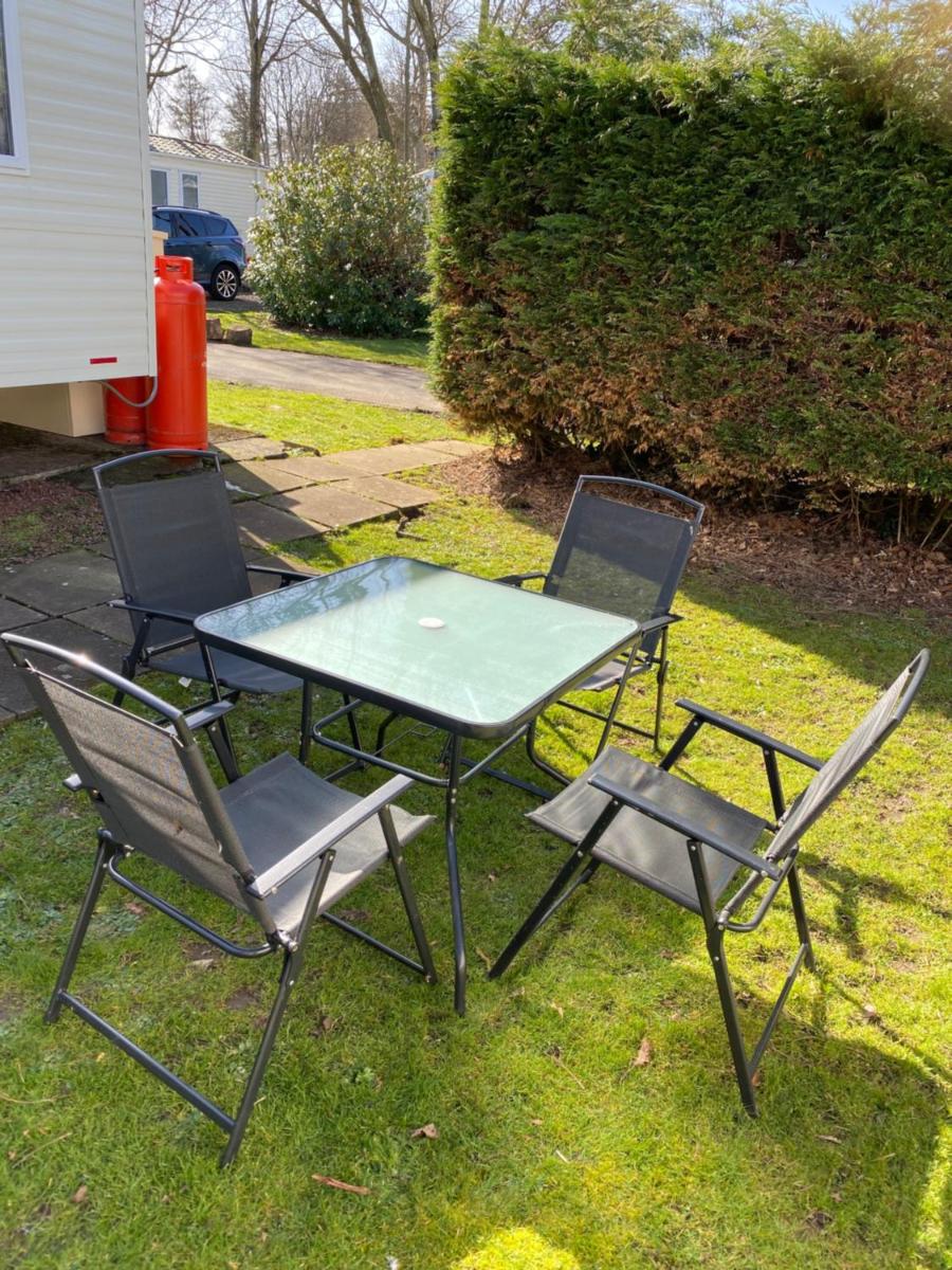 Haggerston Castle 6 Berth Caravan - Riverside 37 - Housity