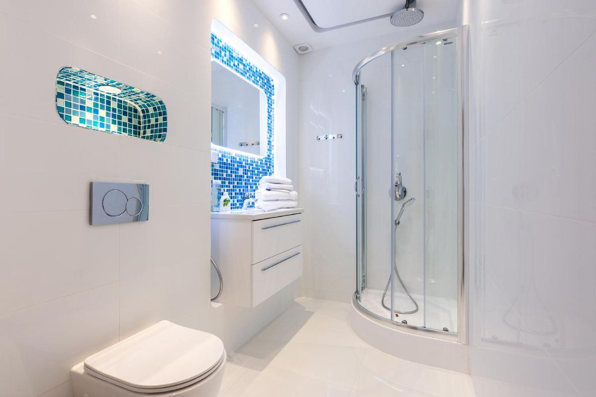 Luna De Luxe Apartment - Housity