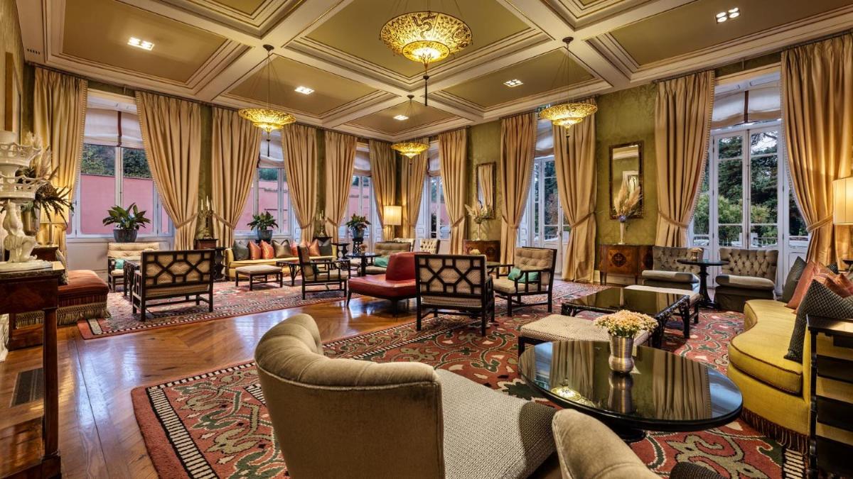 Uma área de estar em Vidago Palace