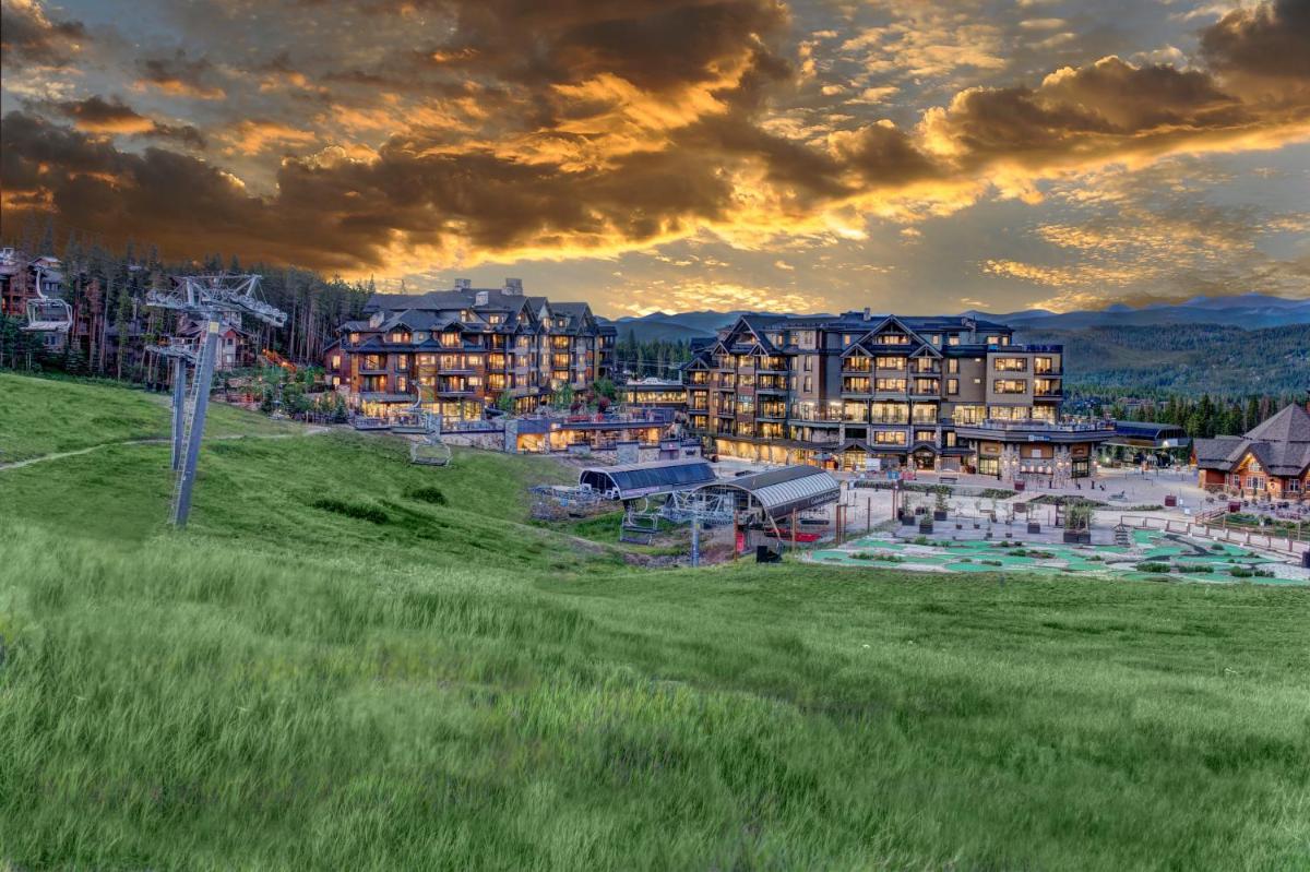Grand Colorado on Peak 8 - Housity