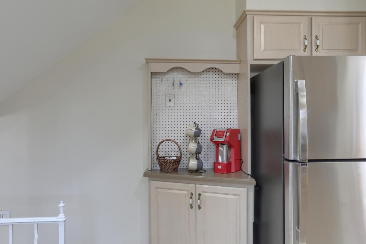 Cozy Guest Home at Fairville - Housity