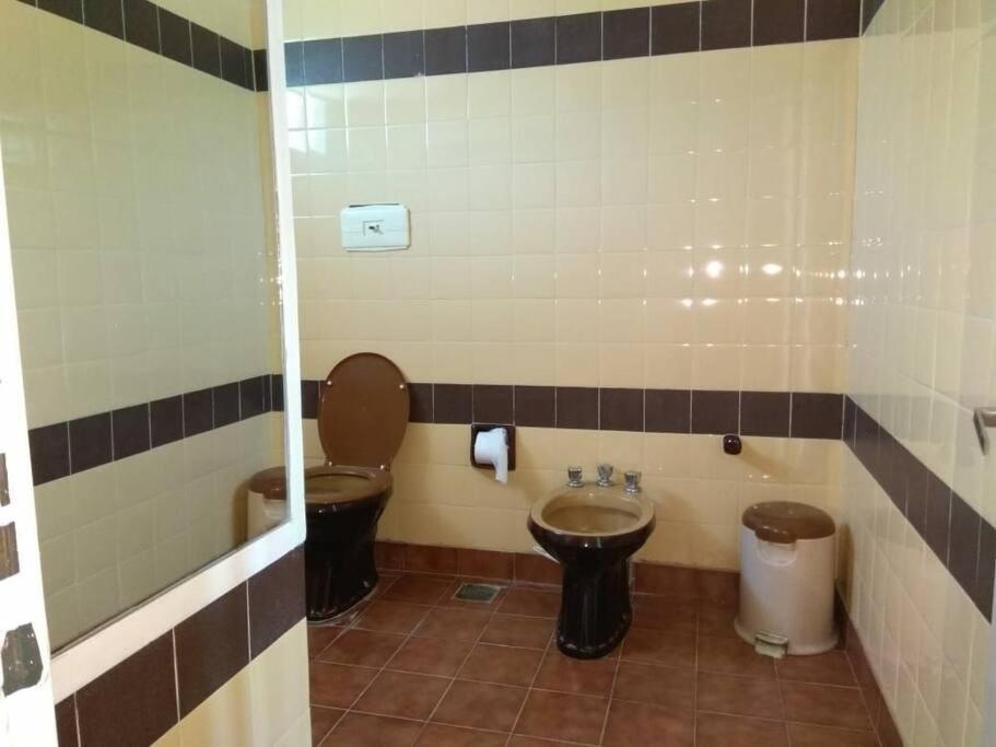exclusivo chalet frente al rio - Housity