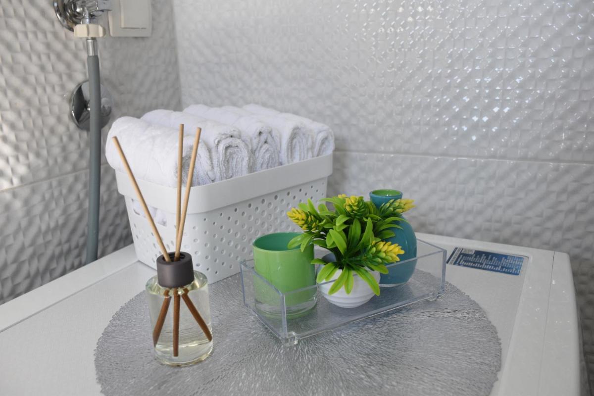 The White Apartment - Hizvo