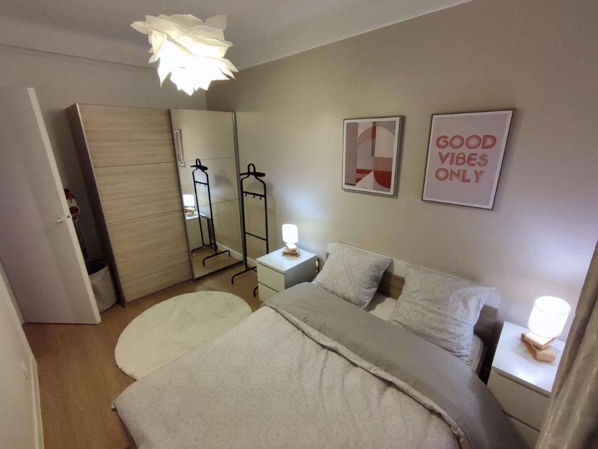 Logement entier:Asnières sur Seine (10mn de Paris) - Housity