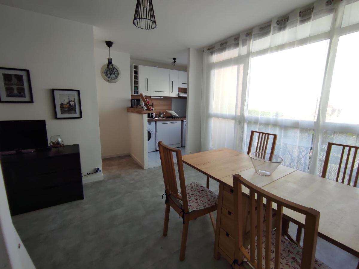Studio tout confort très calme avec balcon - Housity