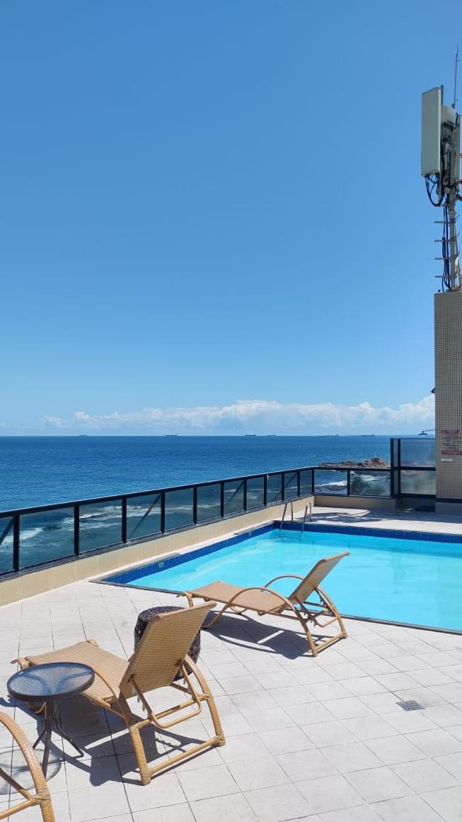 Apartamento Farol Barra Flat - Housity