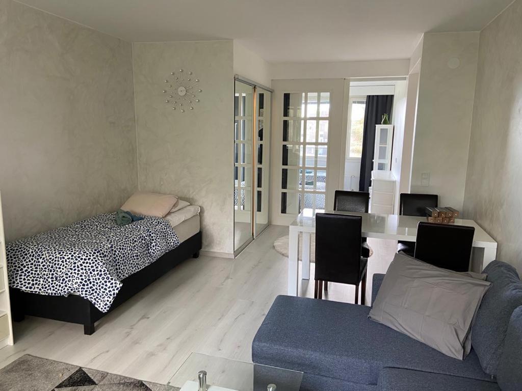 M Apartments Tesomankuja - Hizvo