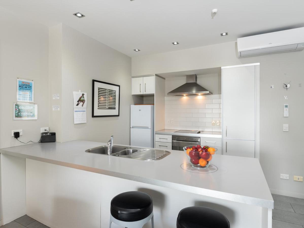 Suitetrails - Oceanside - Paihia Waterfront Apartment