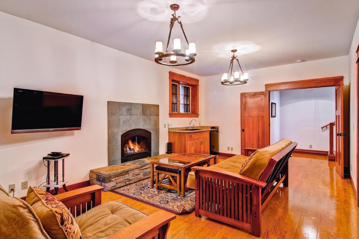 Ahwahnichi Lodge - Housity