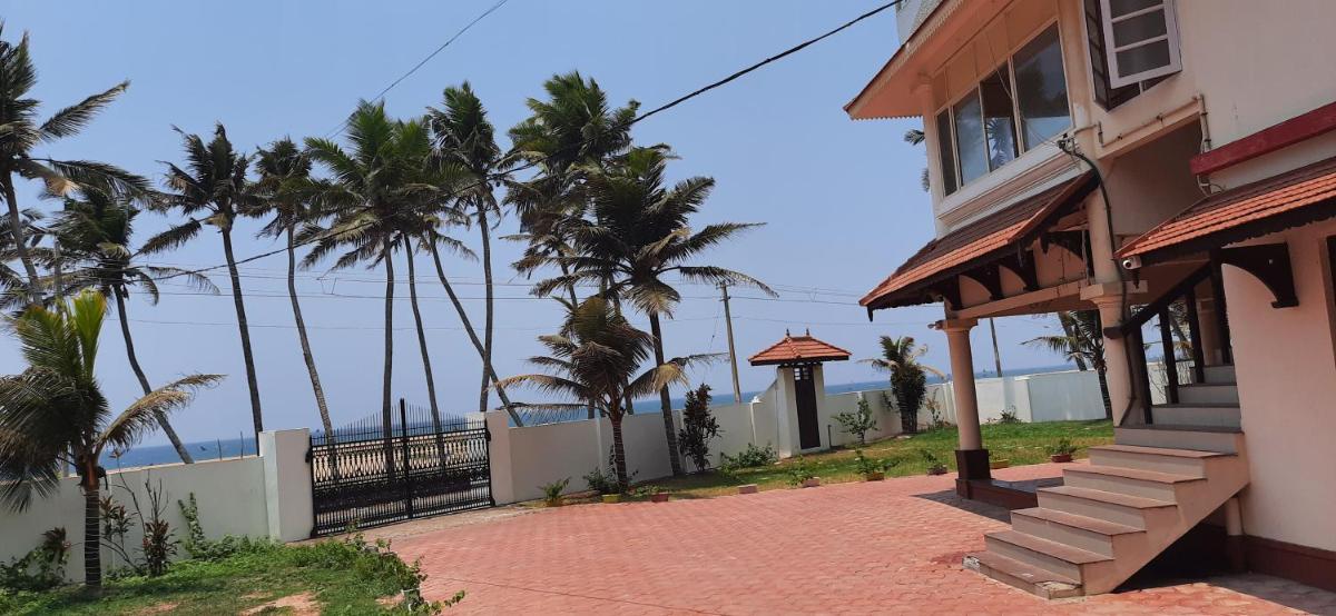 Poovar Sea View rooms and boating Family & couple only - Housity