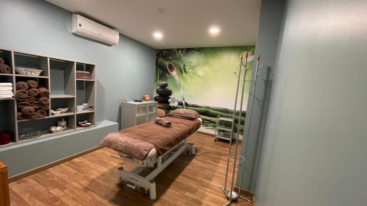 O spa e/ou outras comodidades de bem-estar em Hotel Orca Praia