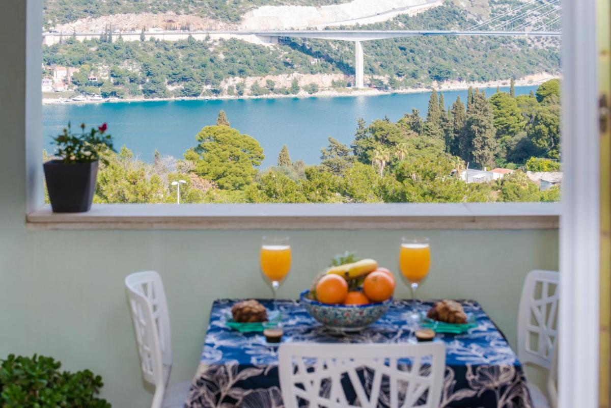 Apartment Karla - Housity
