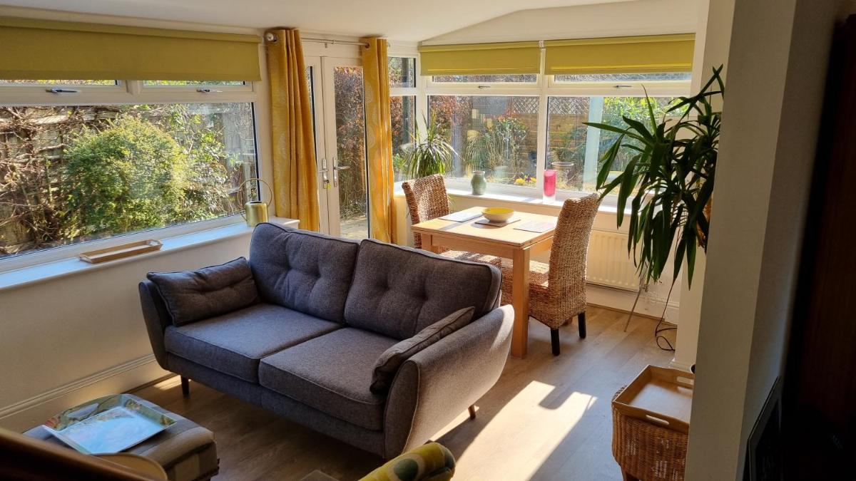 Garden Cottage - Ashover Village near Matlock - Housity