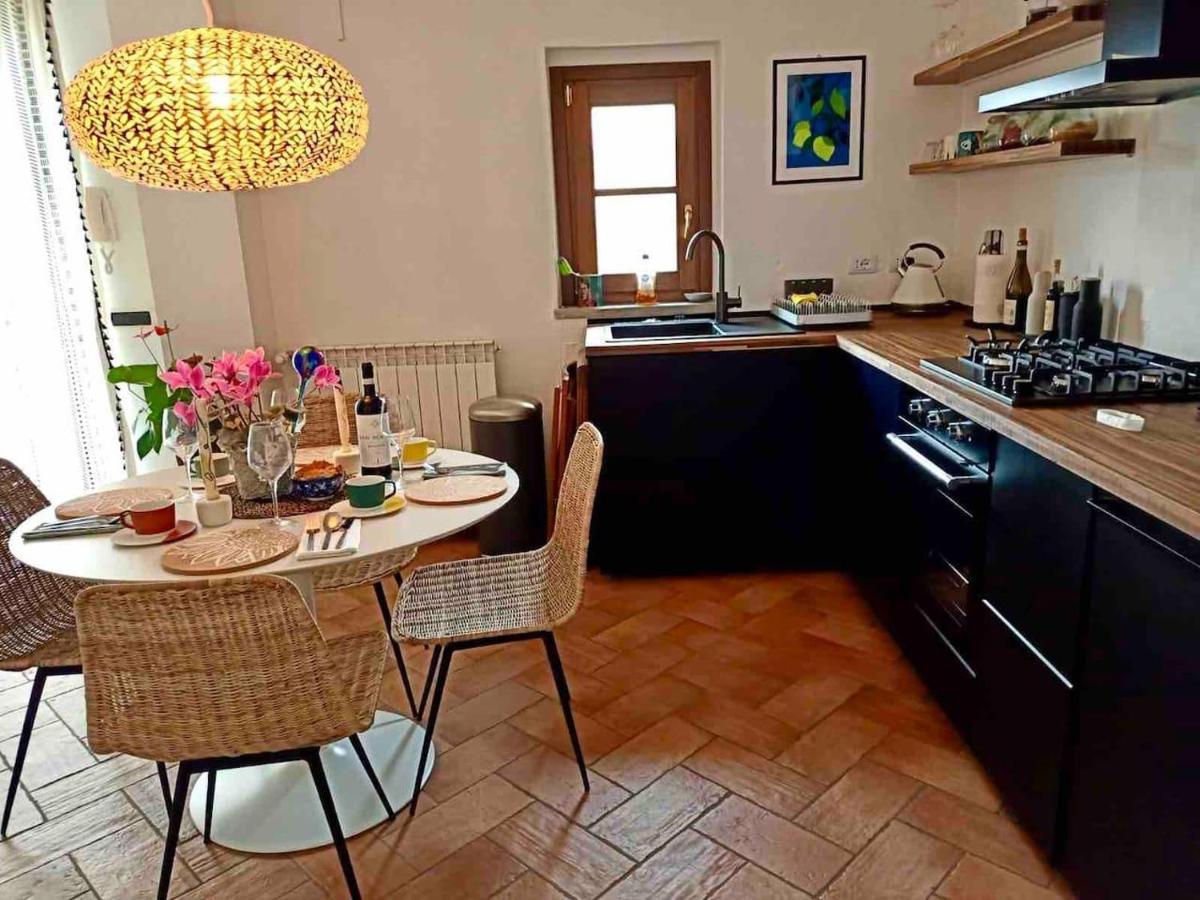 Stylish Umbrian apartment garden pool nr Orvieto - Housity