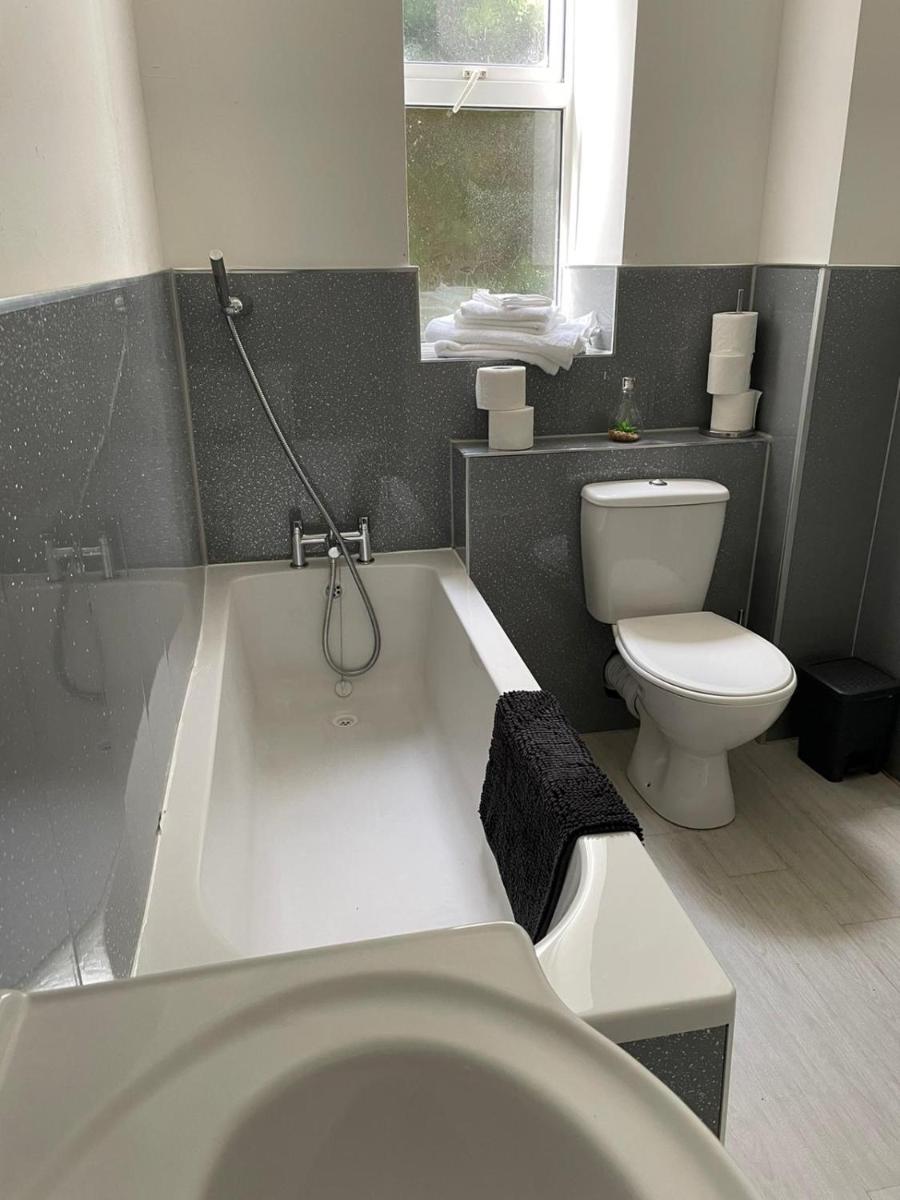 Lady Aberdare House, Flat 4 - Housity