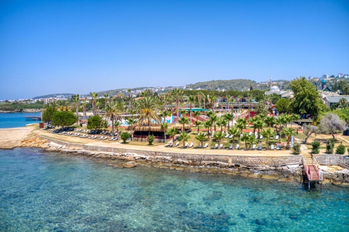 Oz Hotels Incekum Beach - Housity