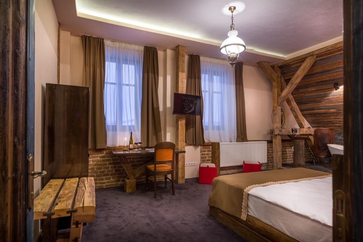 Castle Hotel Daniel - Housity