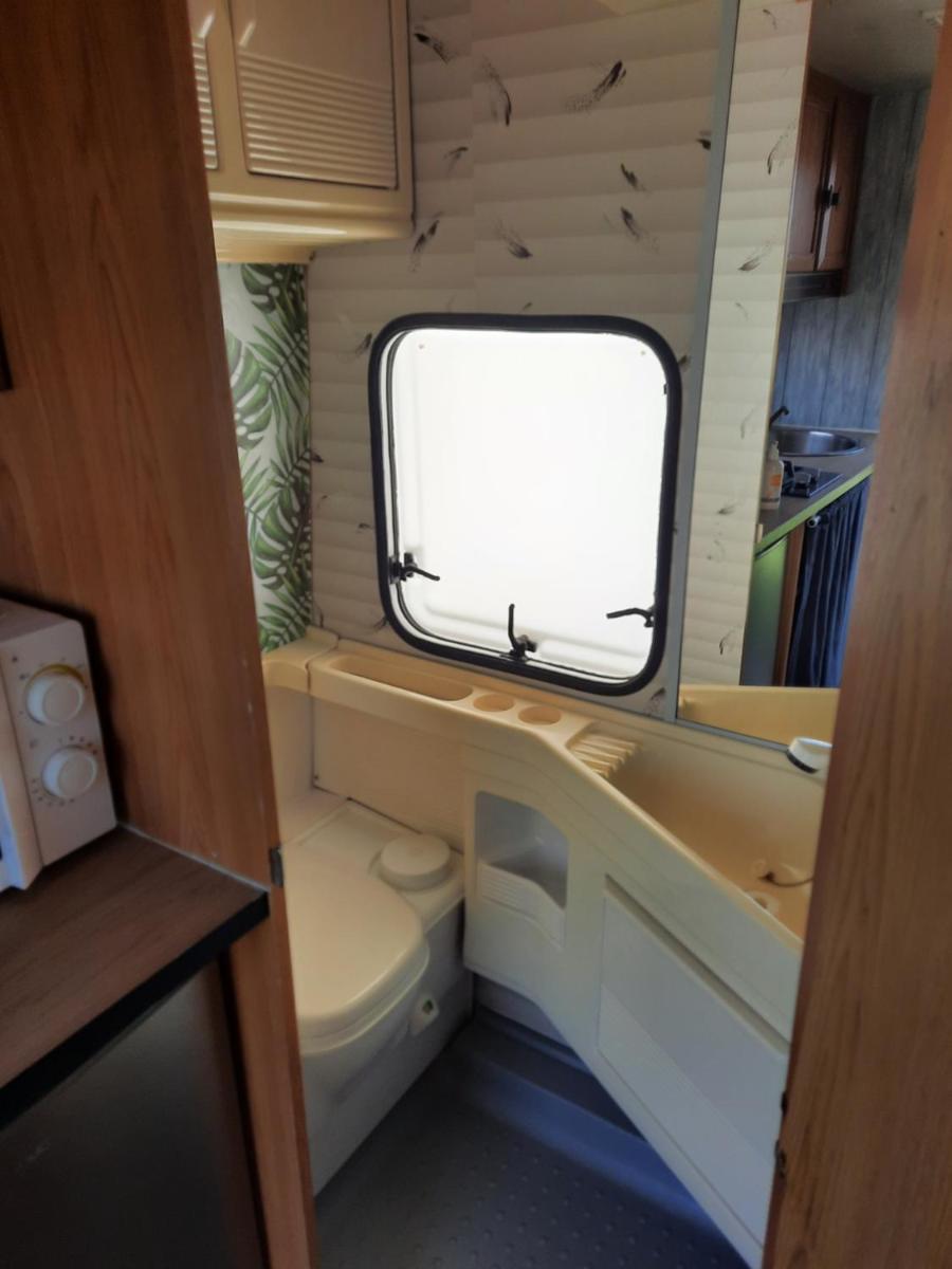 la Carabol Der - Housity