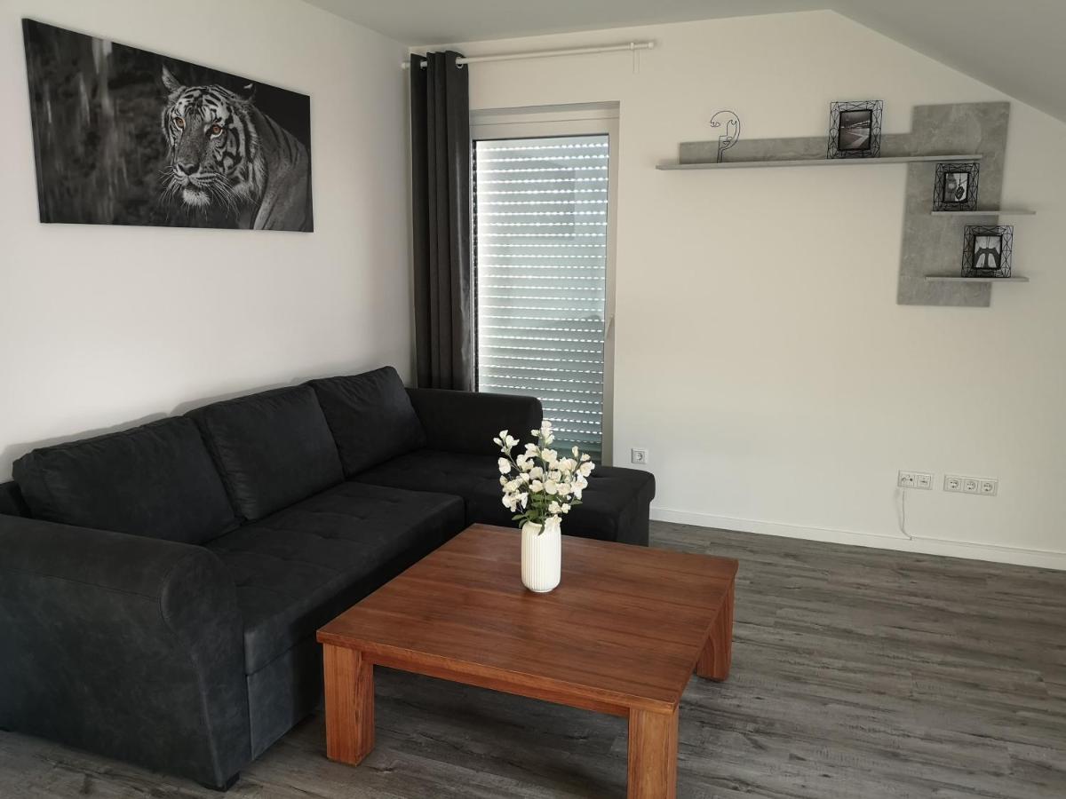 Ferienwohnung Nord/Süd - Housity