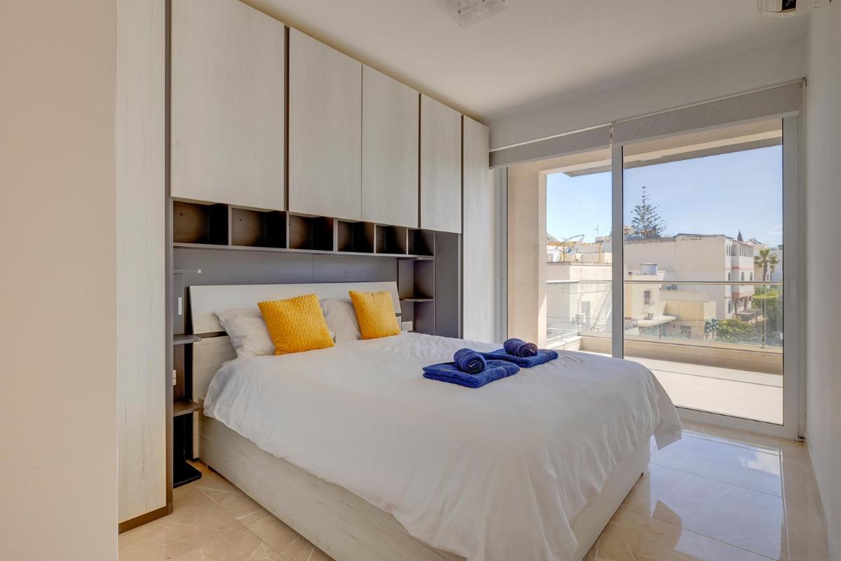 Modern 1BR Apartment in central St Julian's - Housity