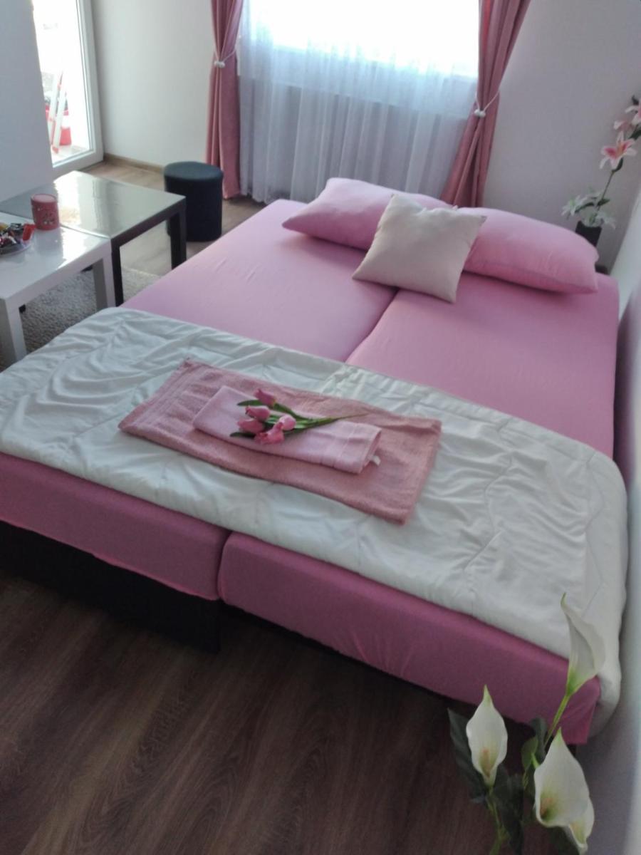 Apartman Cer - Housity