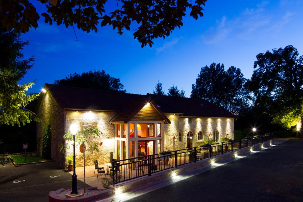 Logis Hostellerie la Chaumière - Housity