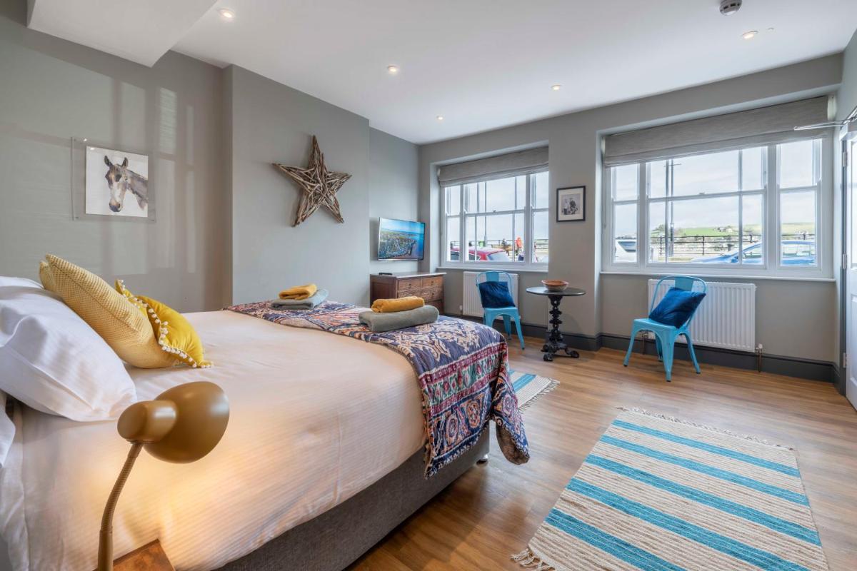 Sailors Rest - Housity